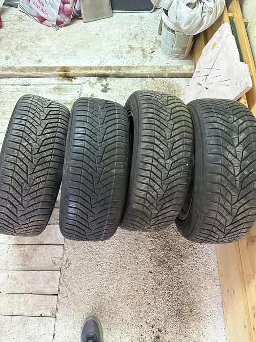 Джанти и Зимни гуми 235/55 R18 Yokohama BLUEARTH WINTER V906