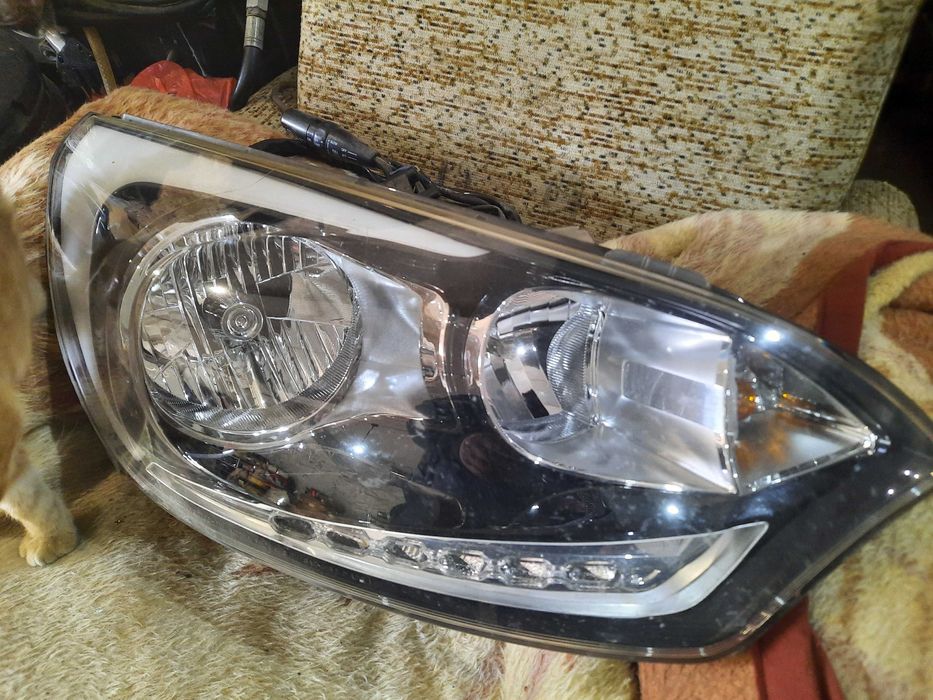 Фар Kia Rio десен