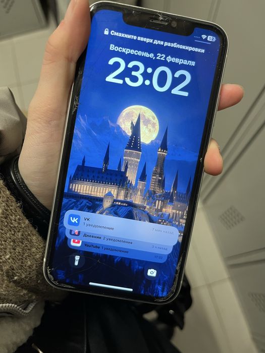 Iphone xr 45к тг (договорная)