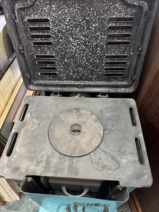 Уникат печка Вулкан на твърдо гориво