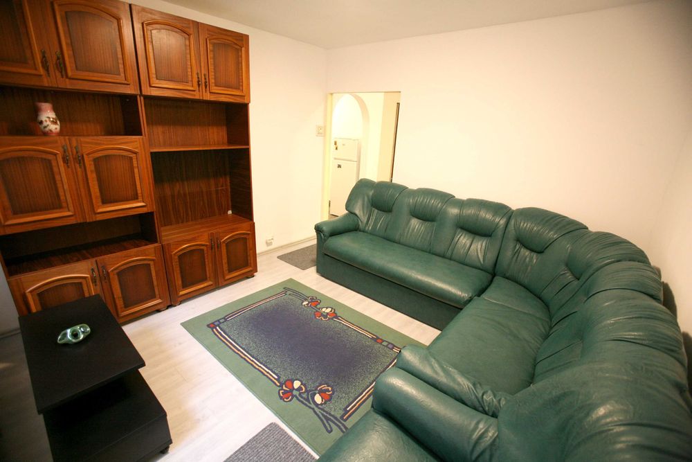 Apartament  3  camere de inchiriat , zona Drumul Taberei -Raul Doamnei suprafata utila 61 m, bloc 4 etaje