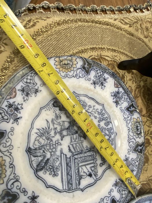 Английски чинии с маркировка от 1840 г