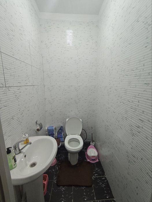 Srochna sotiladi 3 xona yangi daxonda