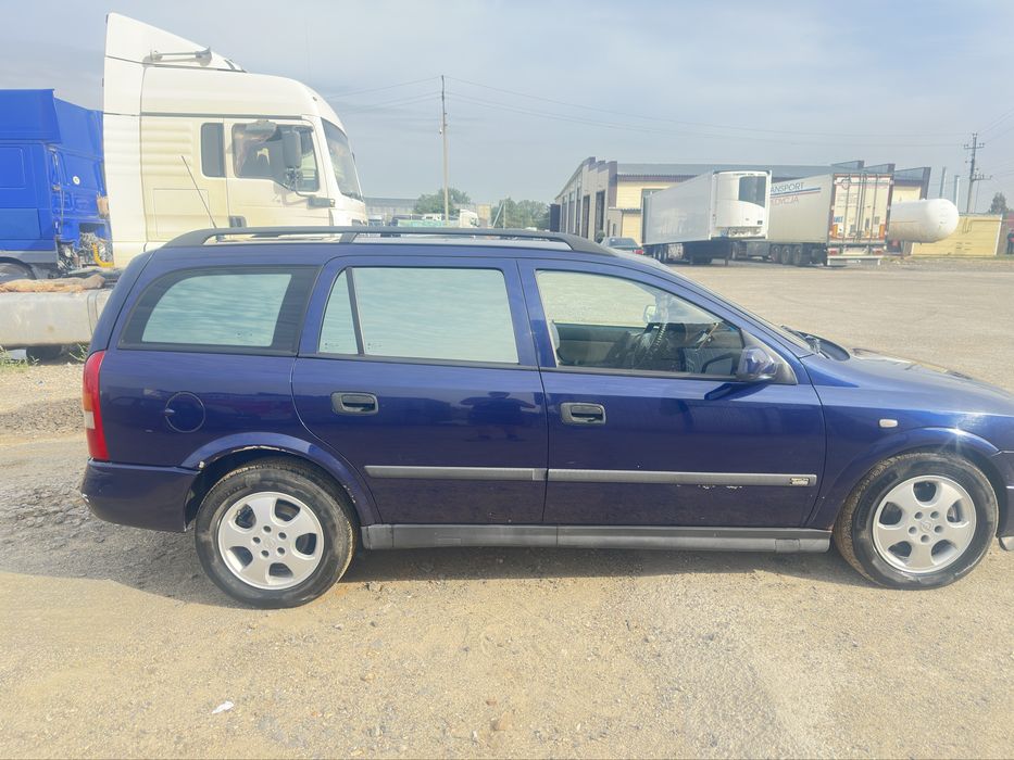 Продам опель астра g 2001года 1.8