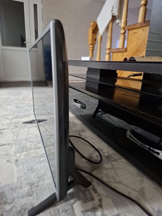 Телевизор LG в хорошем качестве, не смарт