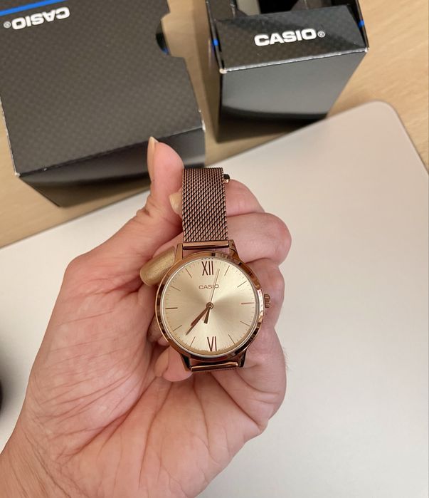 Casio дамски часовник