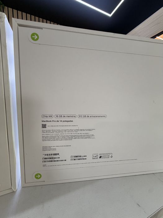 MacBook Pro M4 sigilate 16 gb /512 gb/ 1 tb