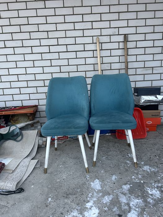 Продам стуля для дома и можно для офиса