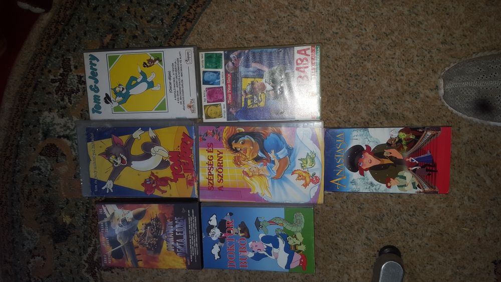 Casete vhs desene animate si 2 filme