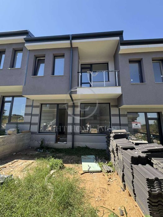 Продава се Къща в Пловдив, Център - 118 кв.м за 1458 €/кв.м - Снимка #13