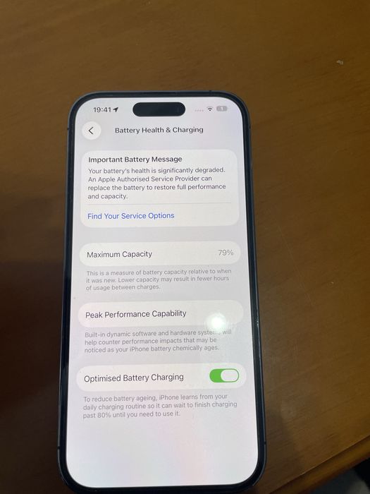 Iphone 14 pro purple