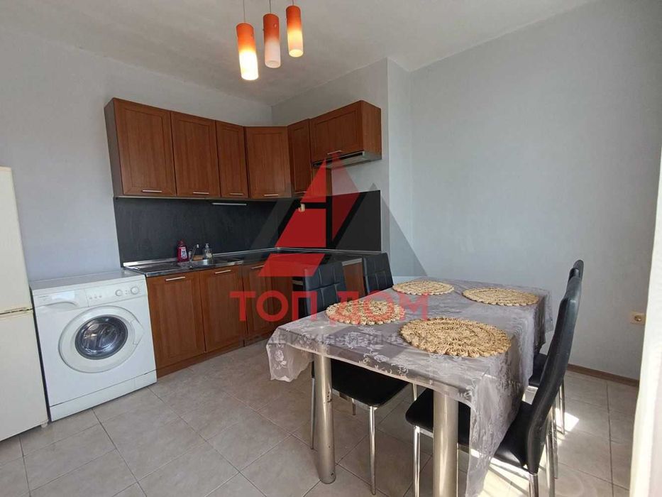 Дава се под наем Тристаен апартамент в Варна, Център - 80 кв.м за 484.5 € - Снимка #1