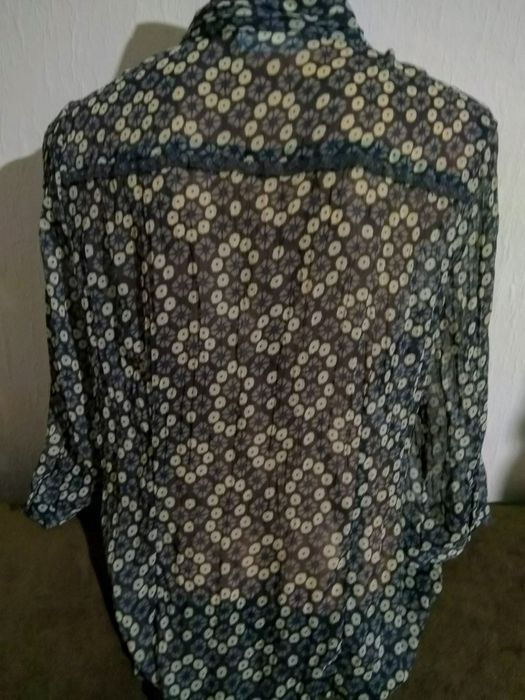 Елегантна дамска блуза