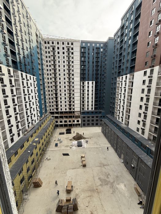 Сотилади! Квартира каробка ҳолатида