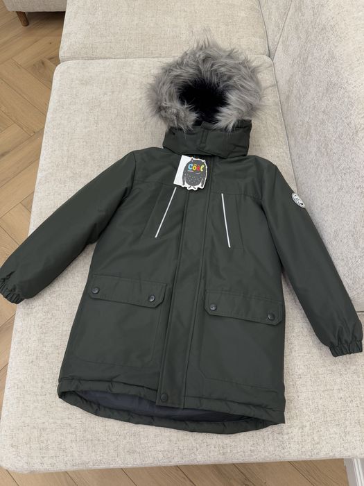 Демисезон  куртка 134 р. Новая