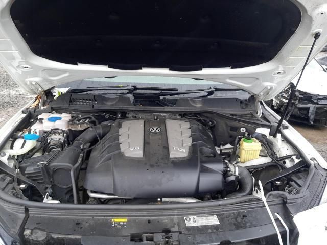 Dezmembrez Volkswagen VW Touareg generatia 2 7P [2010 - 2014] Crossov