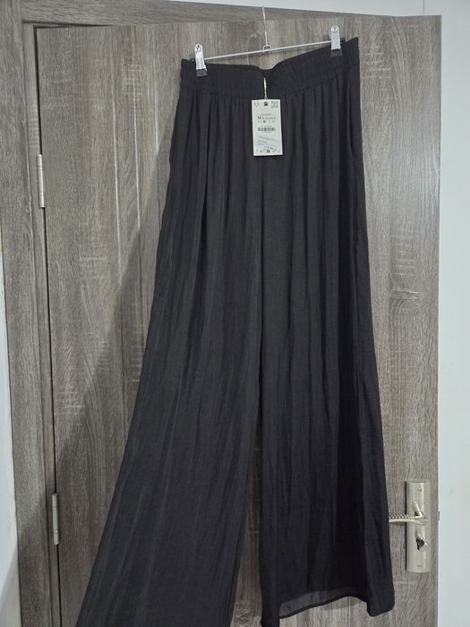 Pantaloni satinati