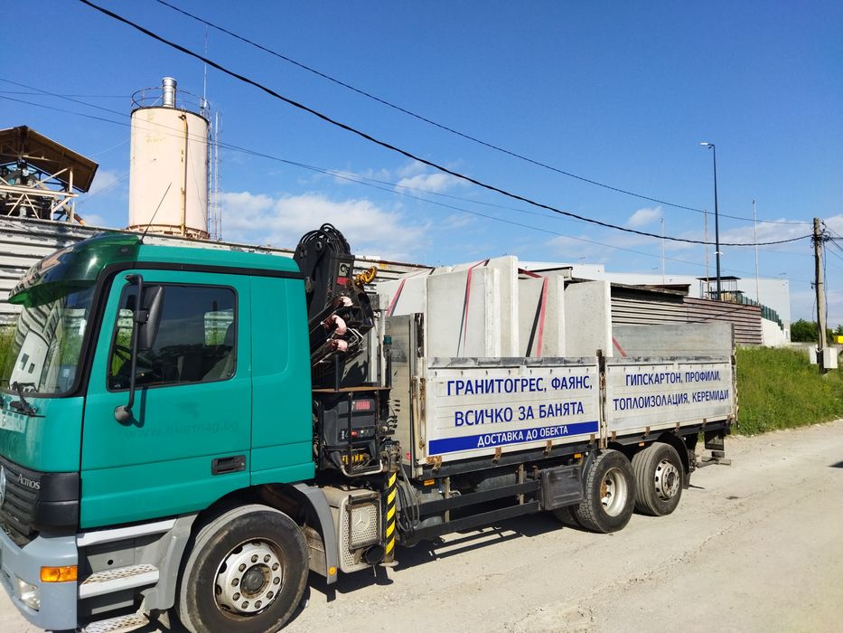 Транспортни услуги камиона с кран и падащ борд  Топ цени