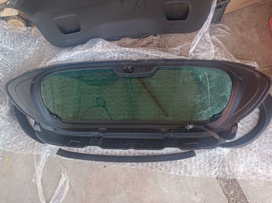 Задно отваряемо стъкло Пежо 308SW