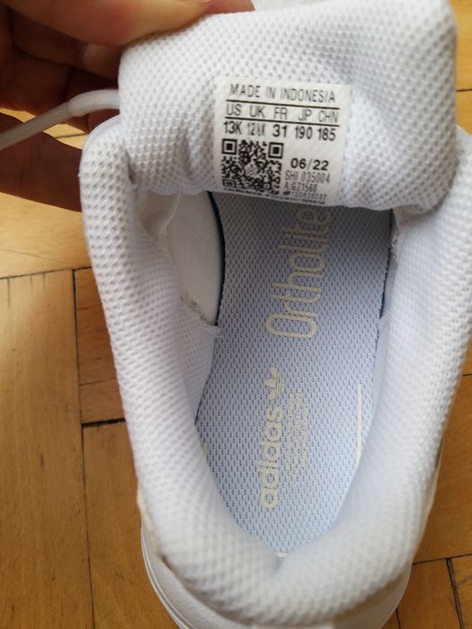 Детски бели маратонки Adidas ZX22, н.31