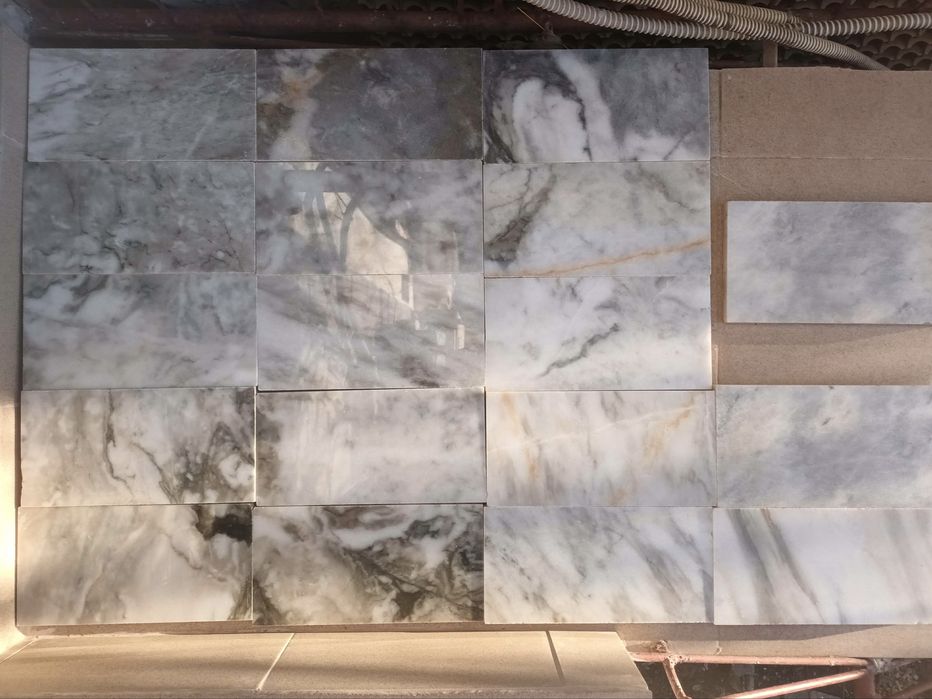 Плочки от полиран мрамор