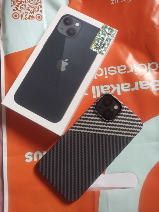 Iphone 13 yangi yomkist 100 ideal holda