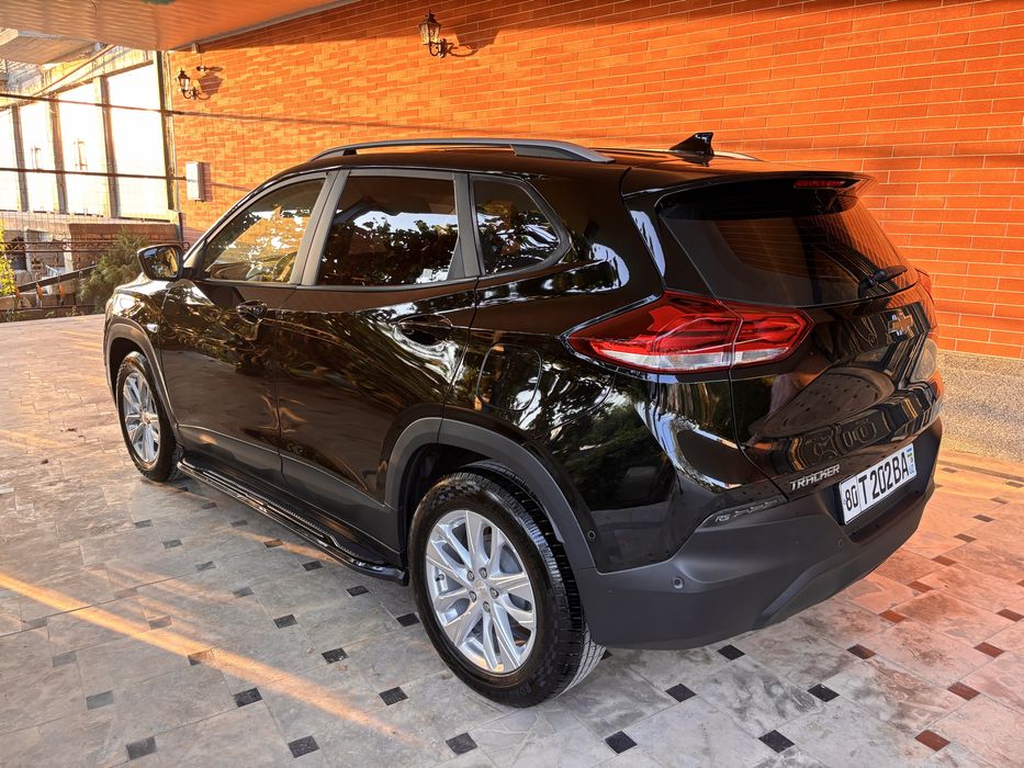 Traker ideal xolatda ltz