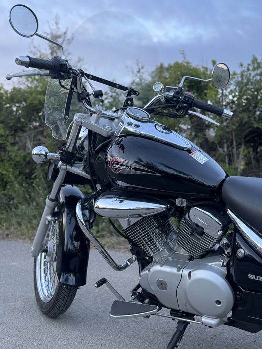 Motocicleta Suzuki VL 125 Intruder A1 Raritate