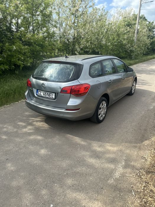 Opel astra j 2012