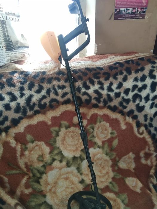 Продам металлоискатель