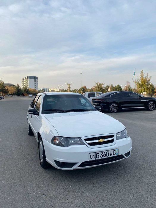 Nexia 2 1.6 dons Srochna sotiladi !!!