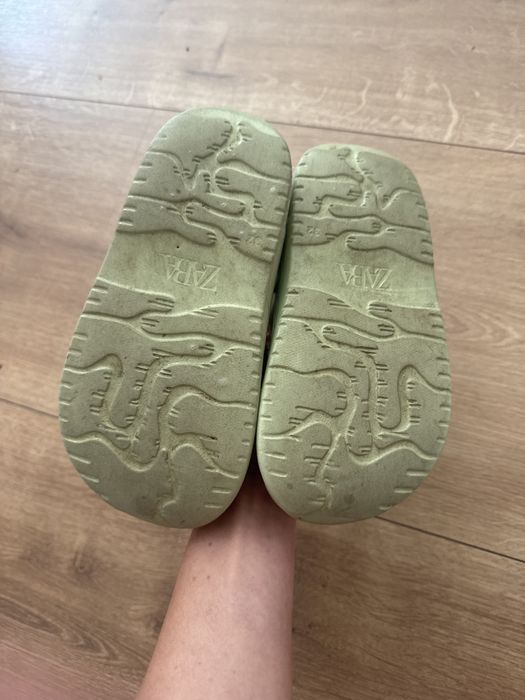 Papuci exterior cu bareta Zara mar 32