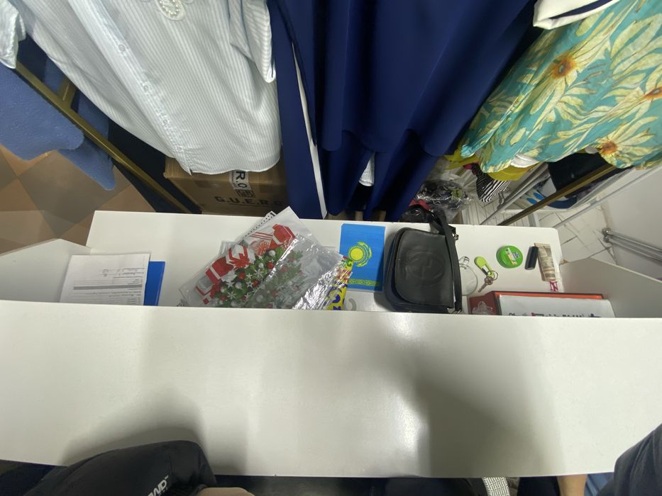 Ресепшен для бутика/кассира