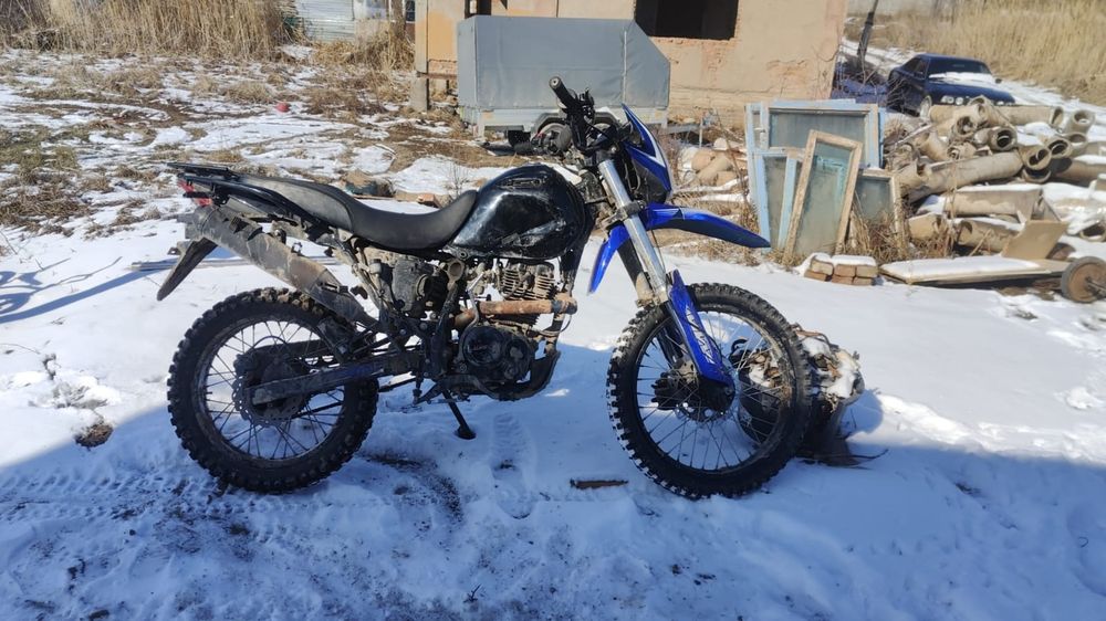 Продам эндуро на номерах