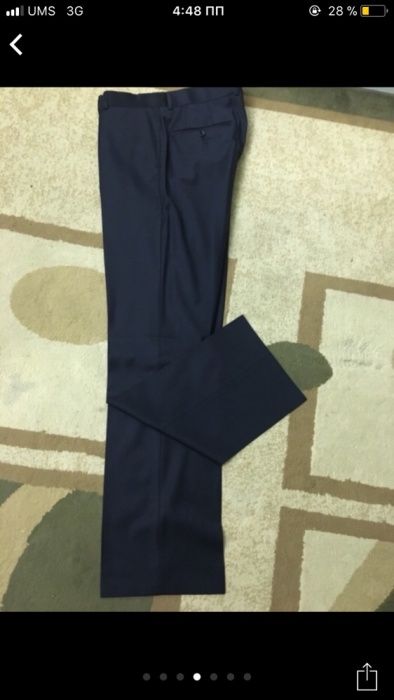 Продам брючной костюм