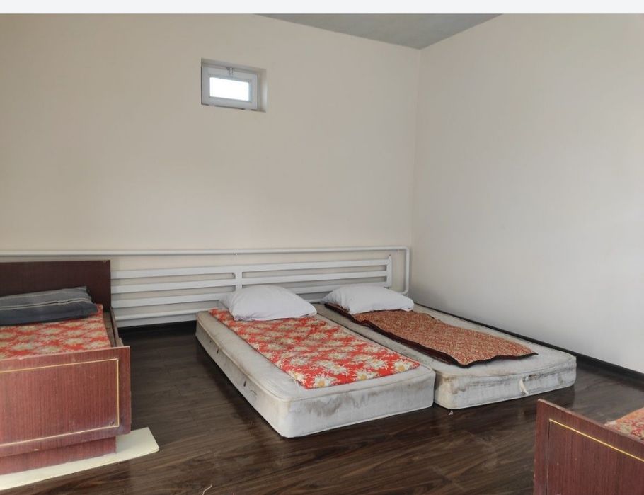 Зангиота , Қуёшлида 1 хонали жой арзон нархда ижарага берилади.