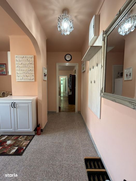Apartament 2 camere, etaj 1, 45 mp - zona Circumvalatiunii