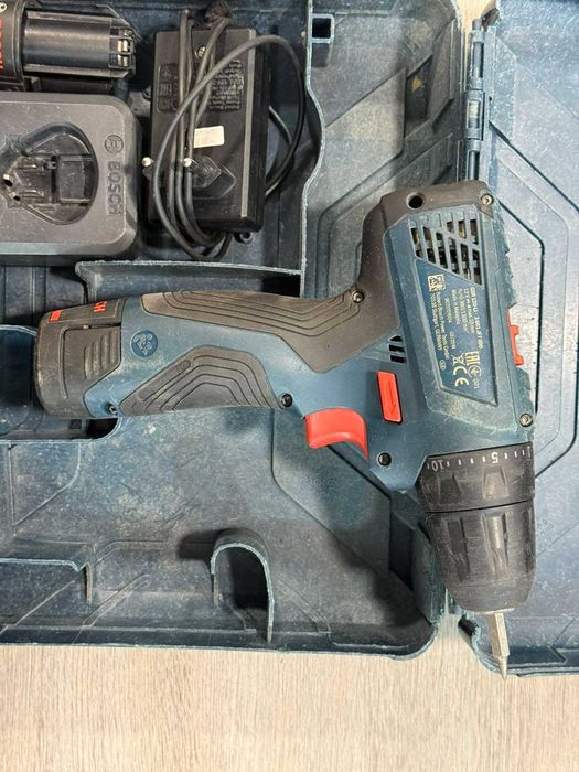 Винтоверт Bosch GSR 120-LI