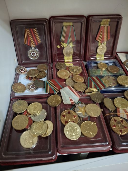 Продам  юбилейный