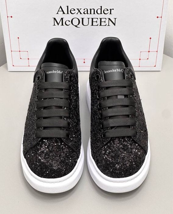 Tenisi negri alexander mcqueen cu sclipici 37
