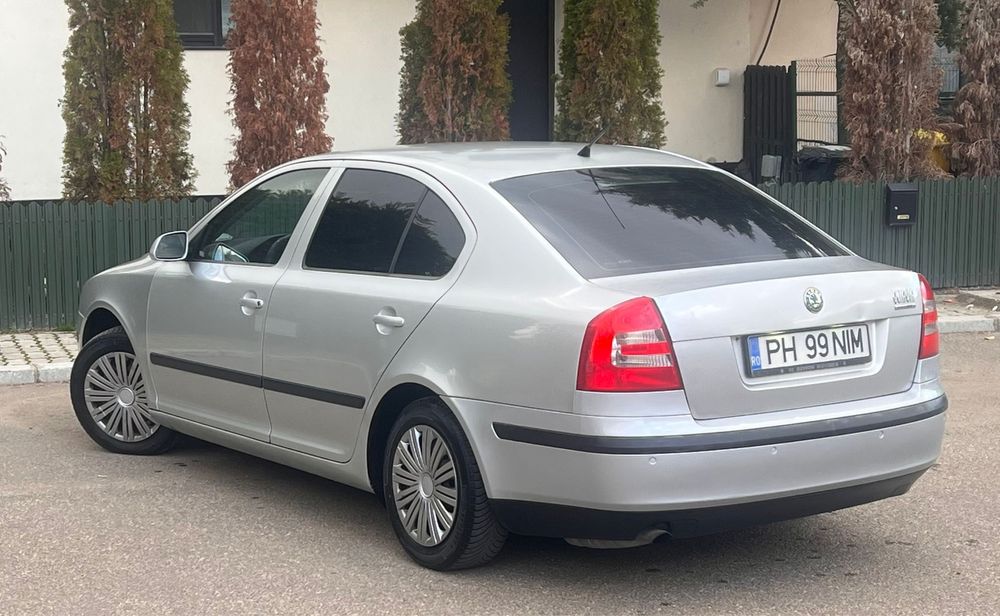 Vând Skoda Octavia 1.6 benzină și GPL
