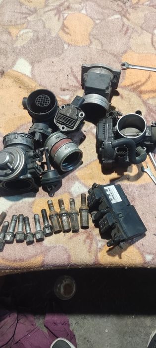 Дросова клапа за голф4 131 коня