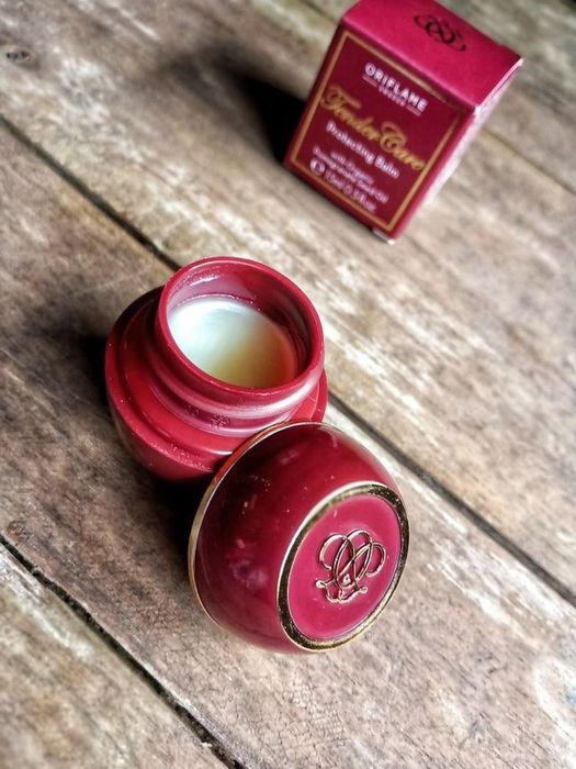 Смягчающий бальзам для губ