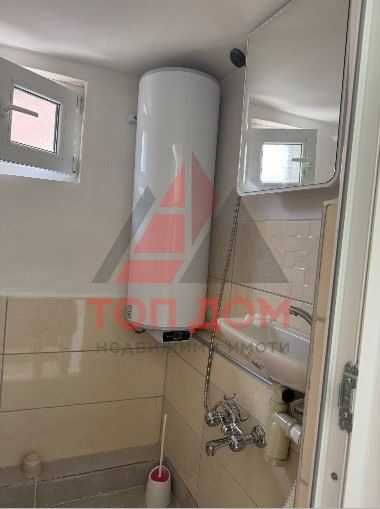 Дава се под наем Етаж от къща в Варна, м-т Св. Никола - 80 кв.м за 637.5 € - Снимка #9