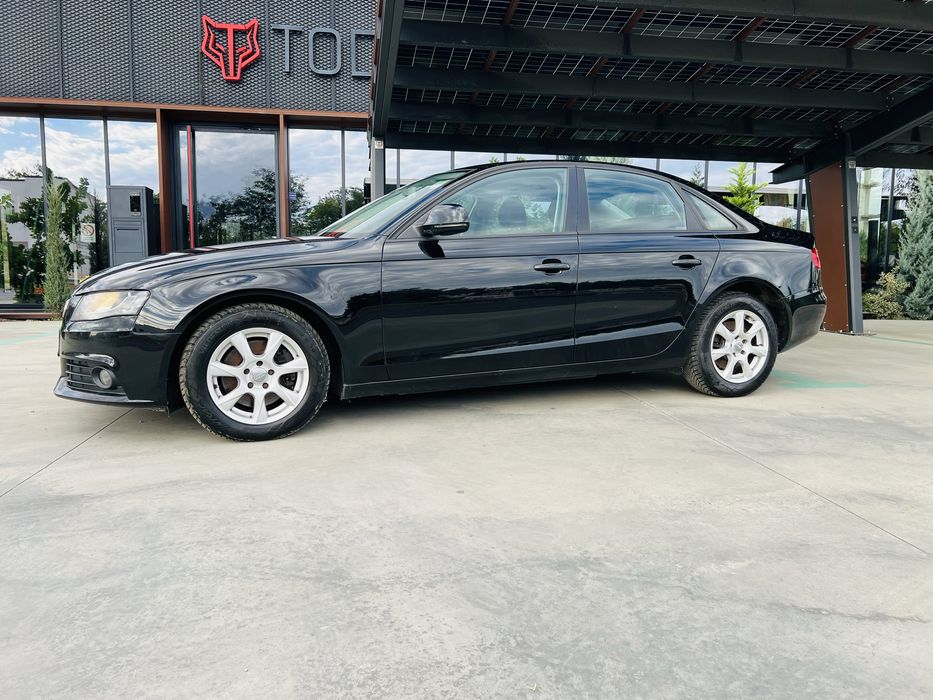 Vand Audi A4 B8 2.0 D