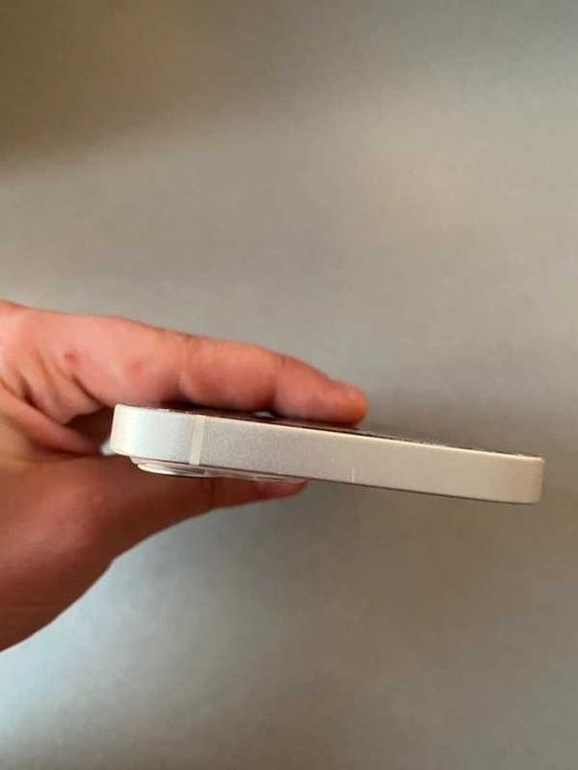 iPhone 13-128 GB alb -piese /recarosare