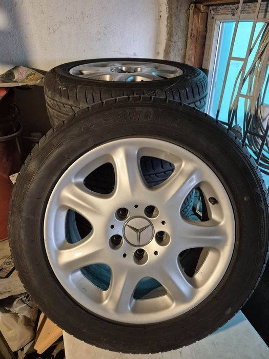 Диски с резиной .