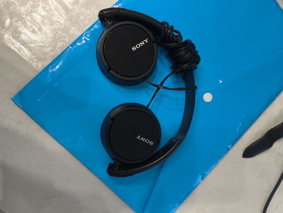 Наушники Sony СРОЧНО