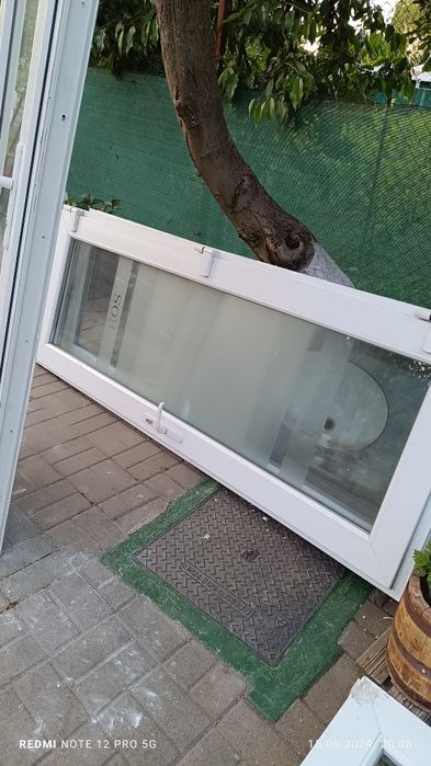 Vând geamuri termopan fixe și o usa