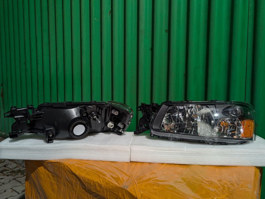 Пара фар Subaru Forester SG5 (02-05)